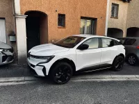 Renault Megane E-Tech Blanc Glacier Equilibre of SophiaFF13