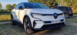 Renault Megane E-Tech Blanc Glacier Iconic of e-steph