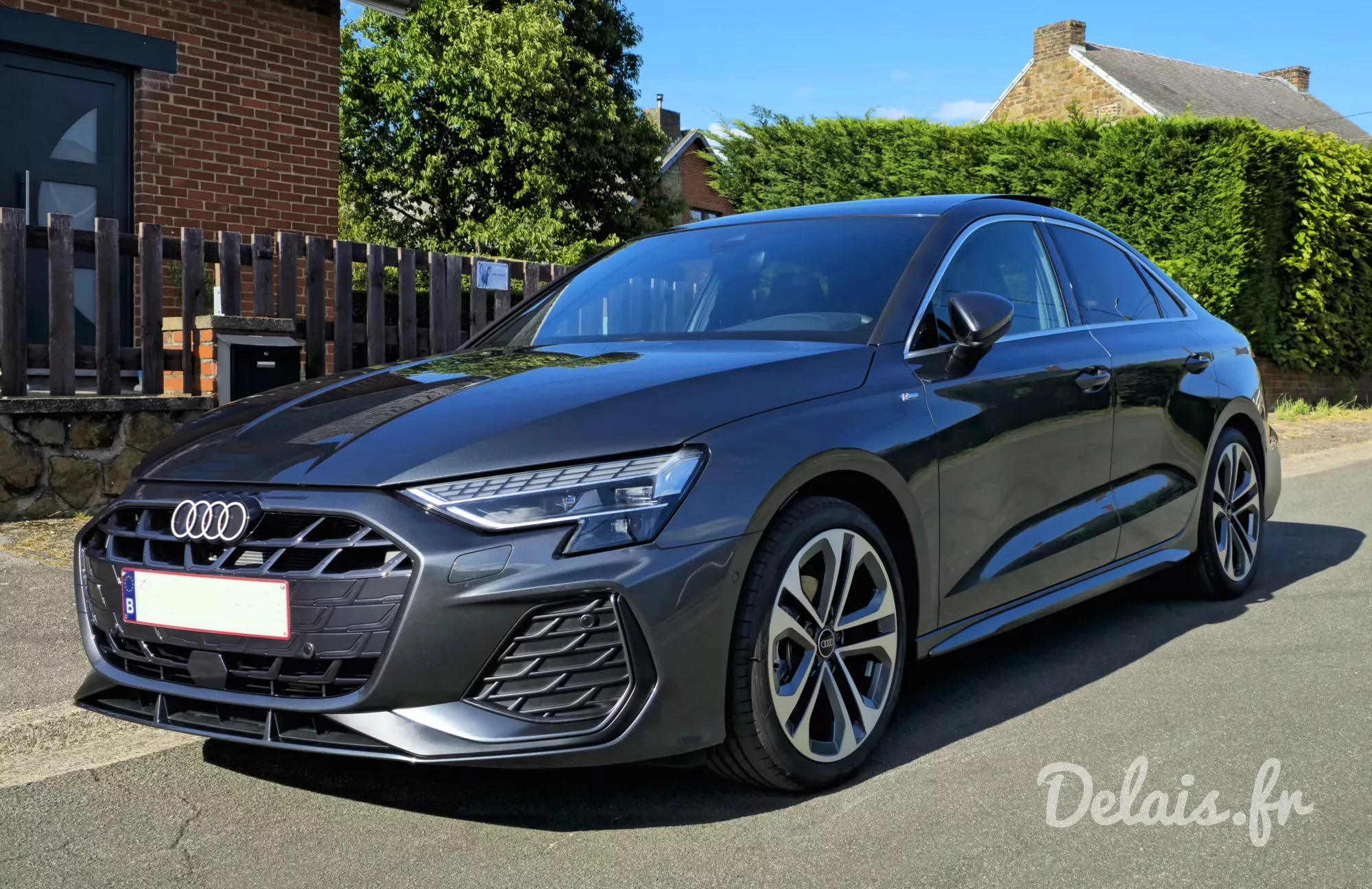 Audi A3 Berline Daytona grey S line