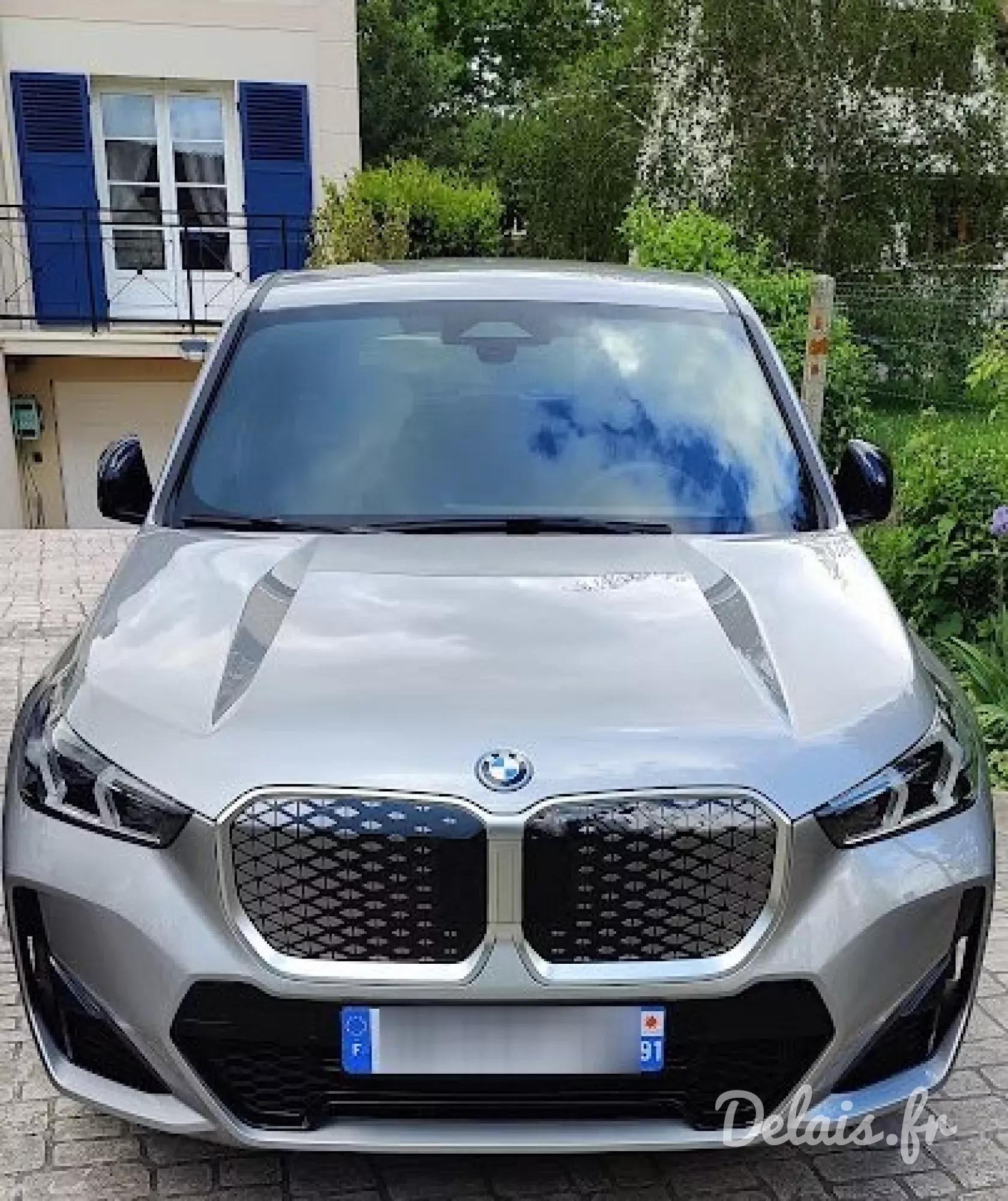 BMW iX1 Spacesilber iX1
