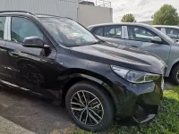 BMW iX1 Saphirschwarz M Sport of Raoul2