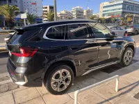 BMW X1 Saphirschwarz X1 of Gleo9