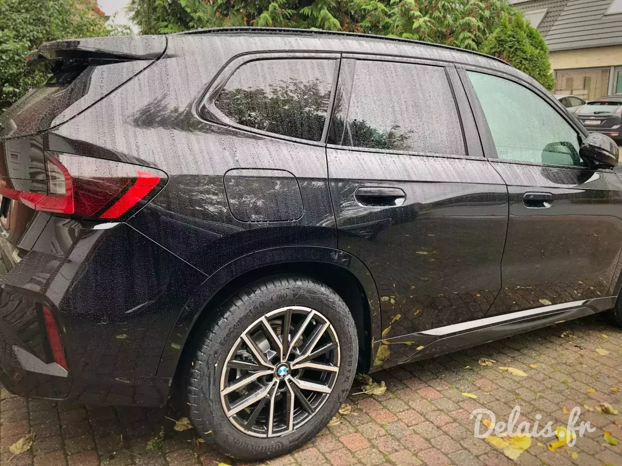 BMW X1 Saphirschwarz M Sport