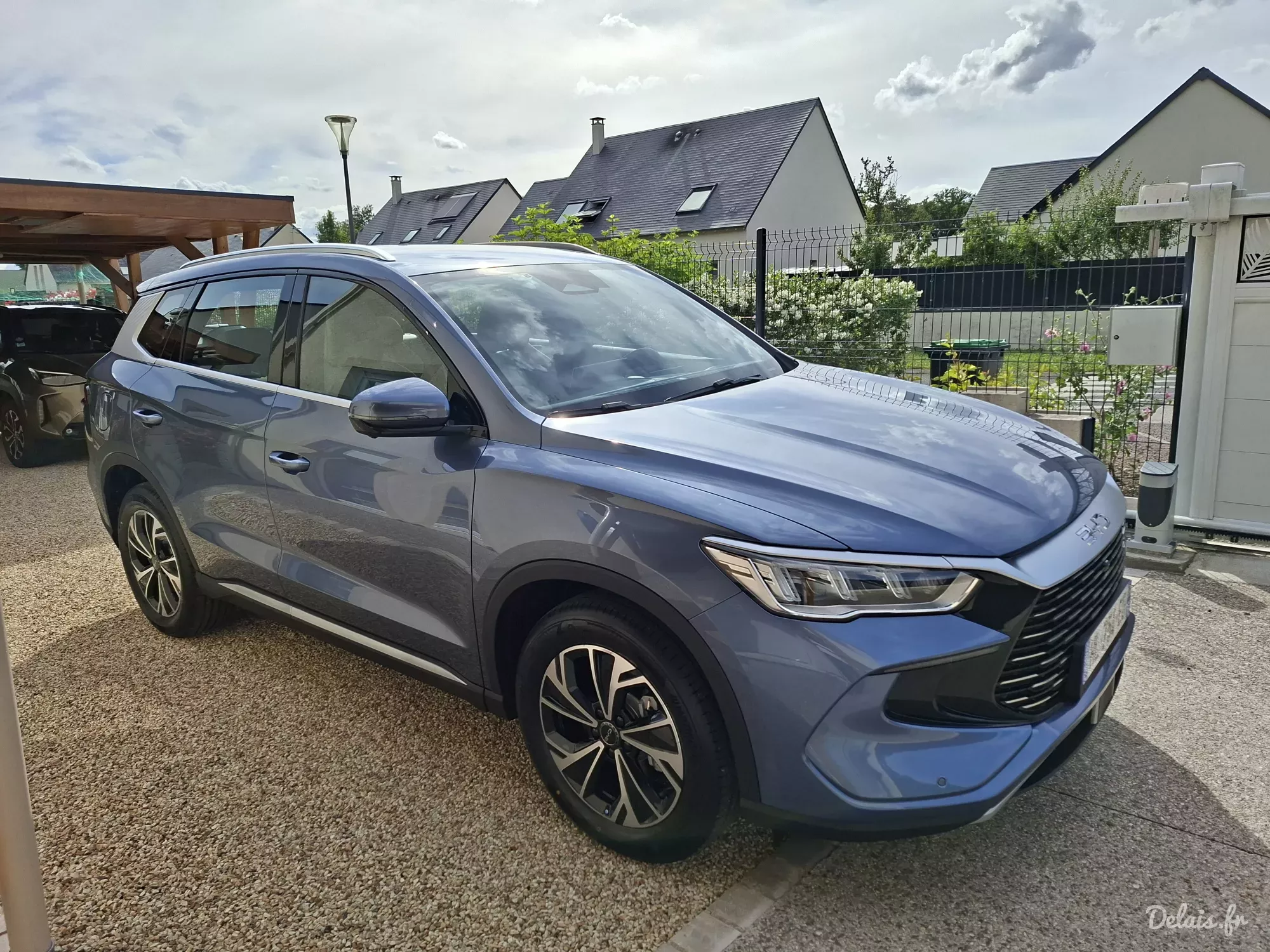 BYD Sealion 5 Atlantis Blue Design