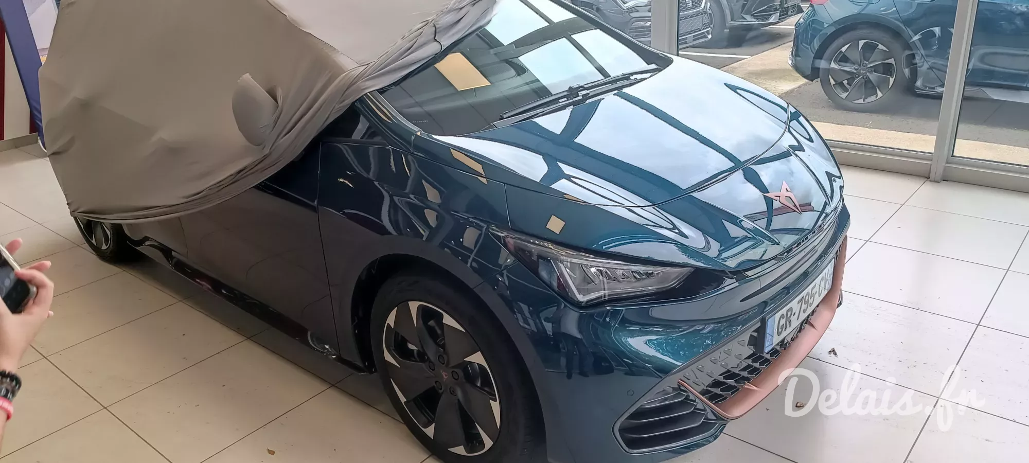 Cupra Born Aurora Blue VZ