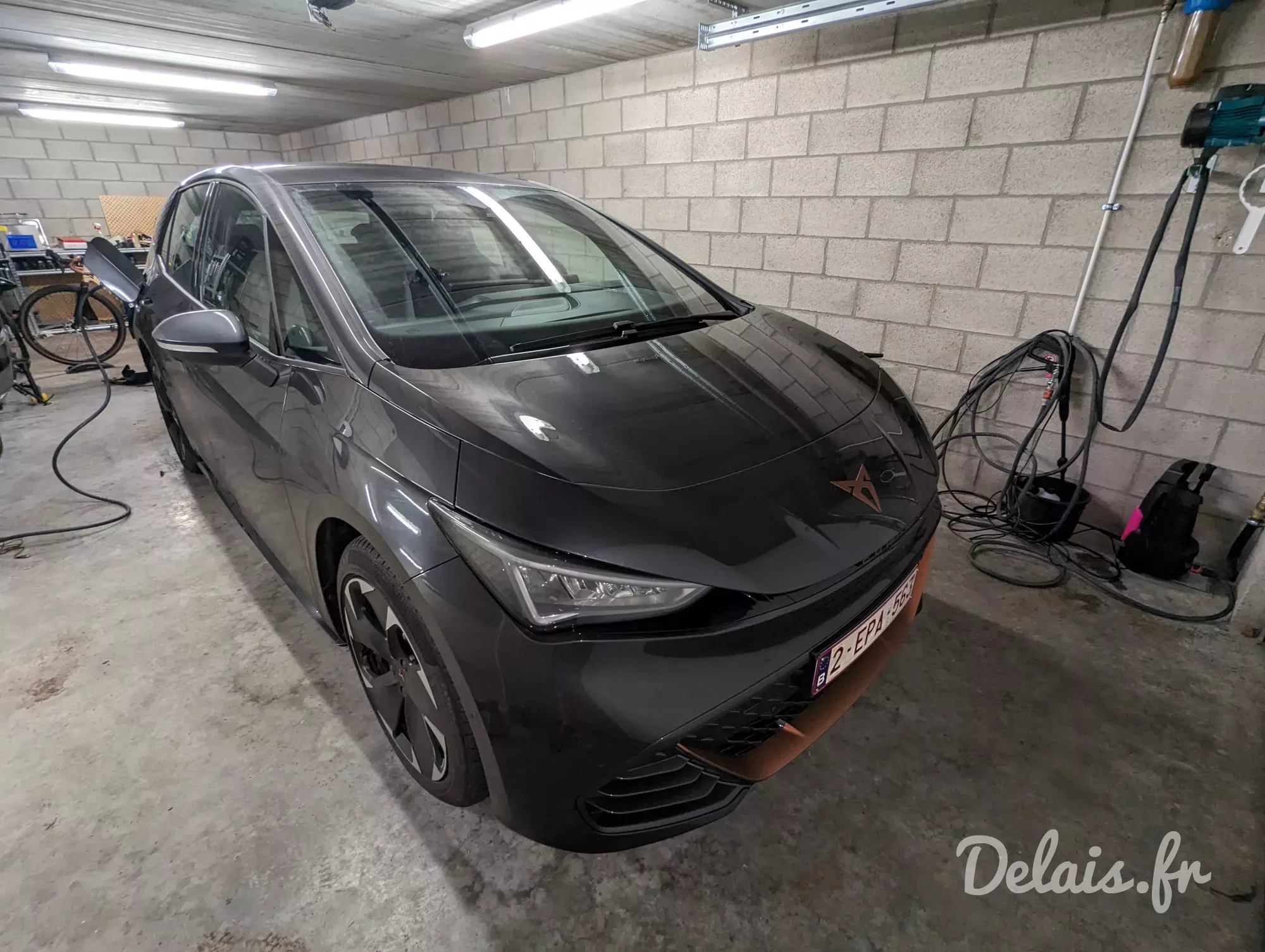 Cupra Born Gris Quasar VZ
