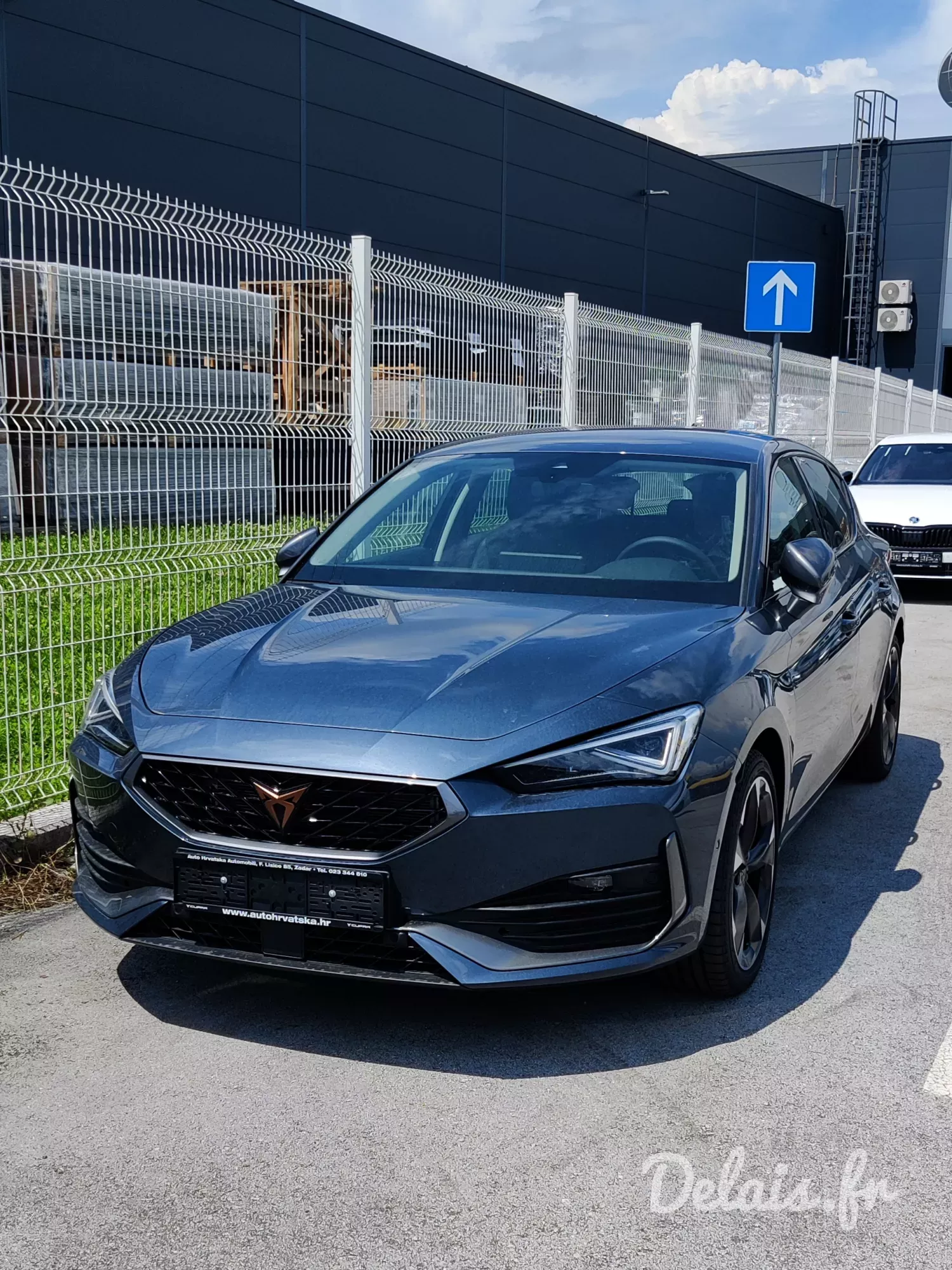 Cupra Leon Magnetic Tech Grey V