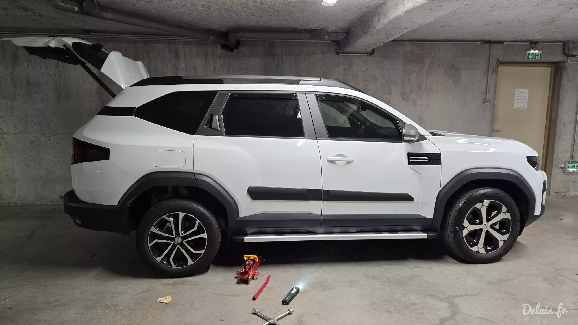 Dacia Bigster Glacier White Journey