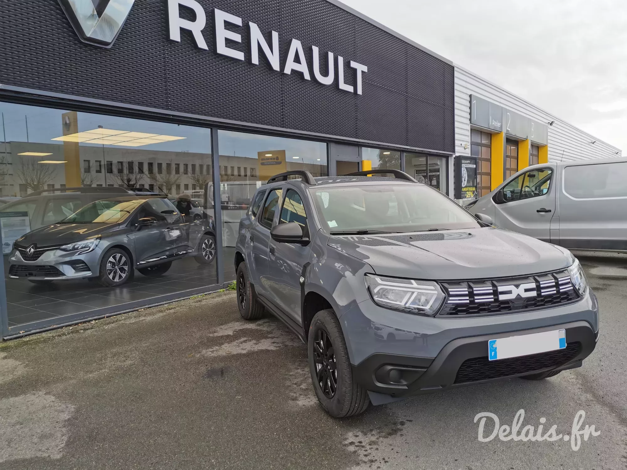 Dacia Duster Urban Grey Essential