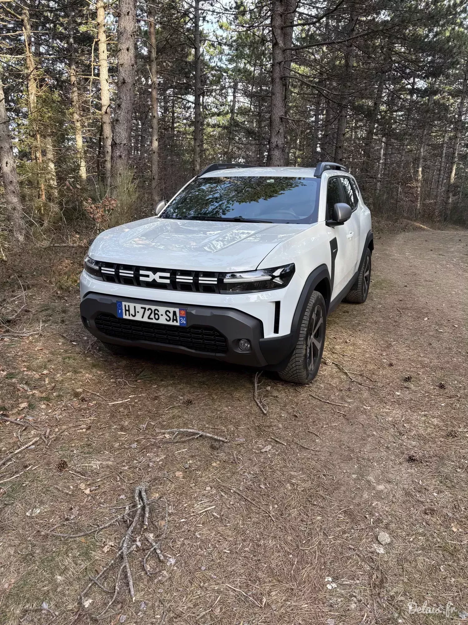 Dacia Duster Glacier White Journey