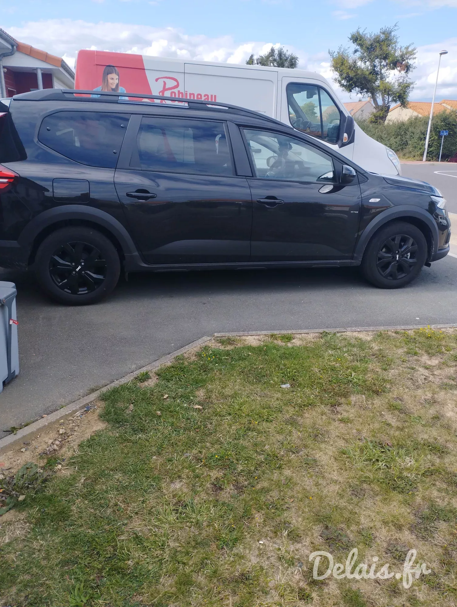 Dacia Jogger Pearl Black Extreme+ 7 Places