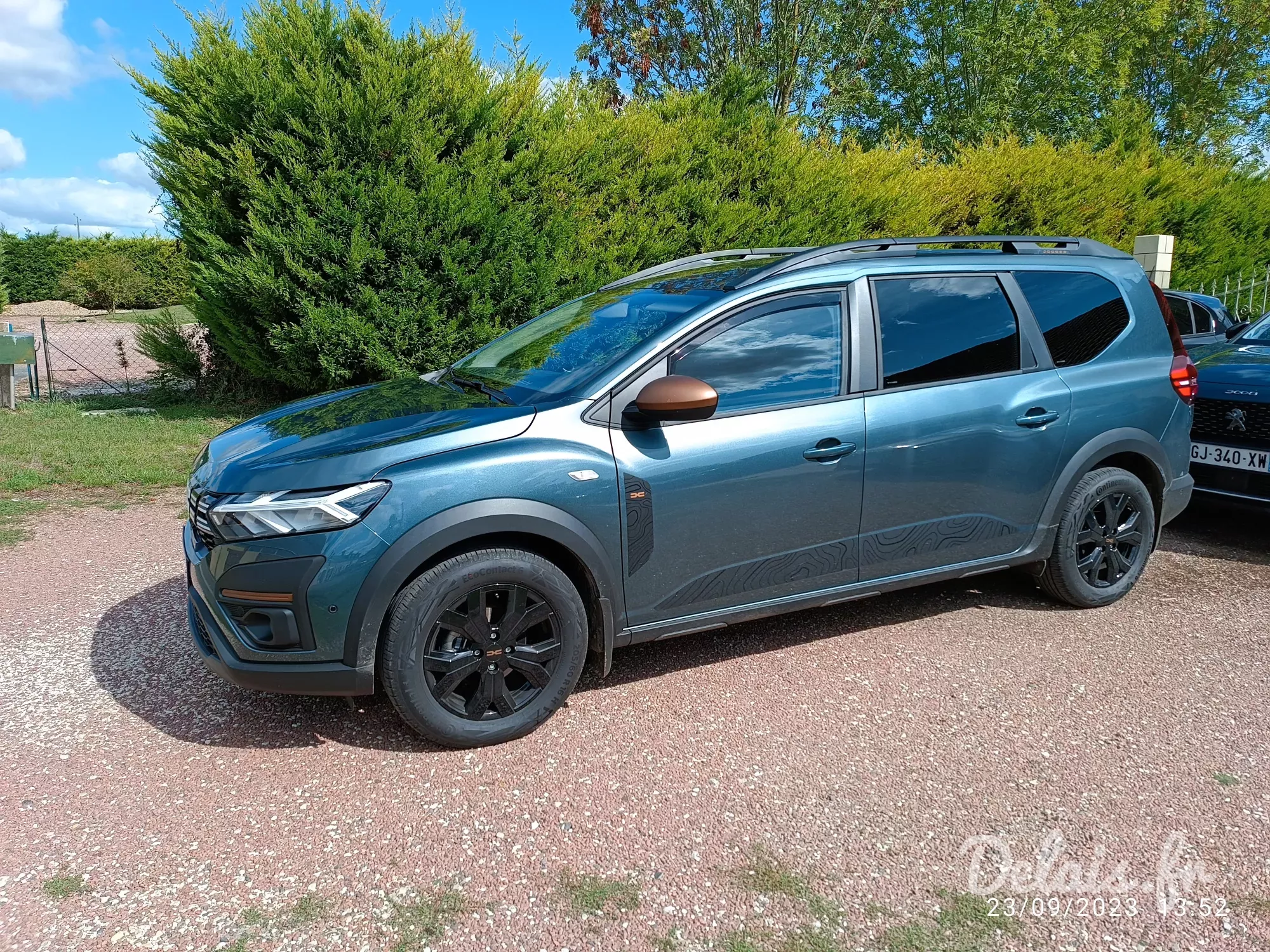 Dacia Jogger Cedar Green Extreme+ 5 Places