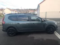 Dacia Jogger Cedar Green Extreme 5 Places of jml