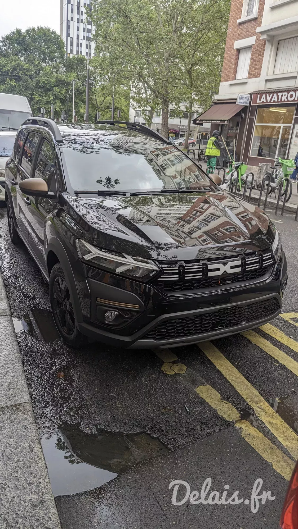 Dacia Jogger Pearl Black Extreme 7 Places