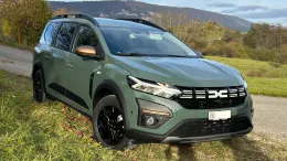 Dacia Jogger Khaki Extreme 7 Places of Lowrider