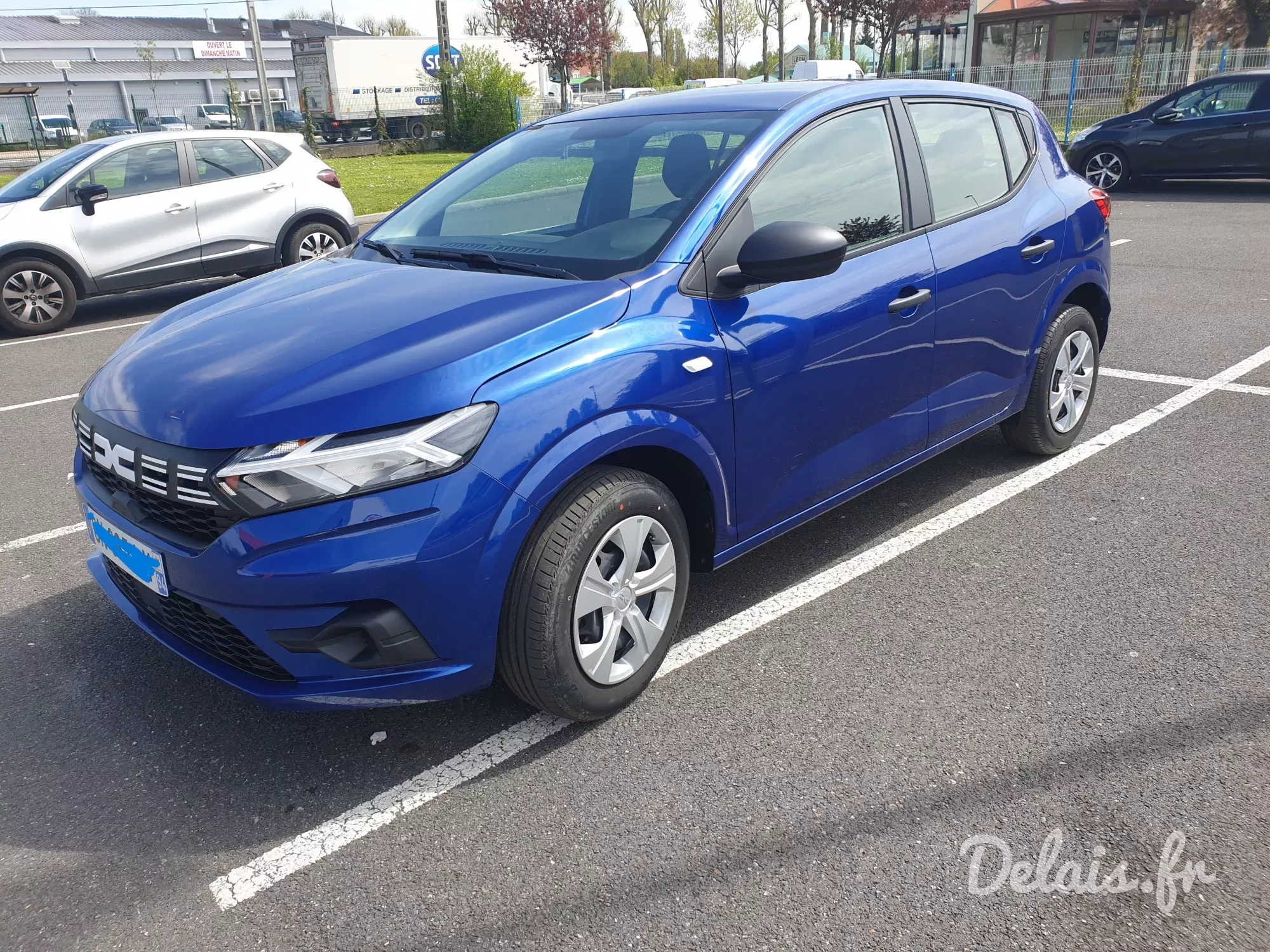 Dacia Sandero Iron Blue Essential