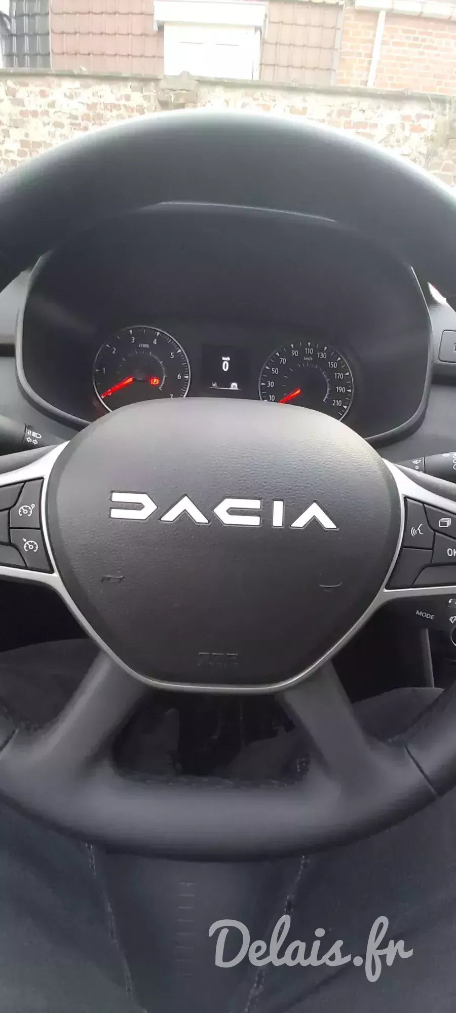 Dacia Sandero Pearl Black Stepway Extreme