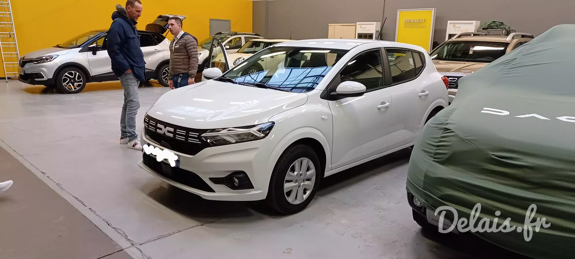 Dacia Sandero Glacier White Expression