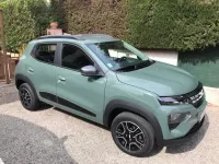 Dacia Spring Khaki Expression of UBU