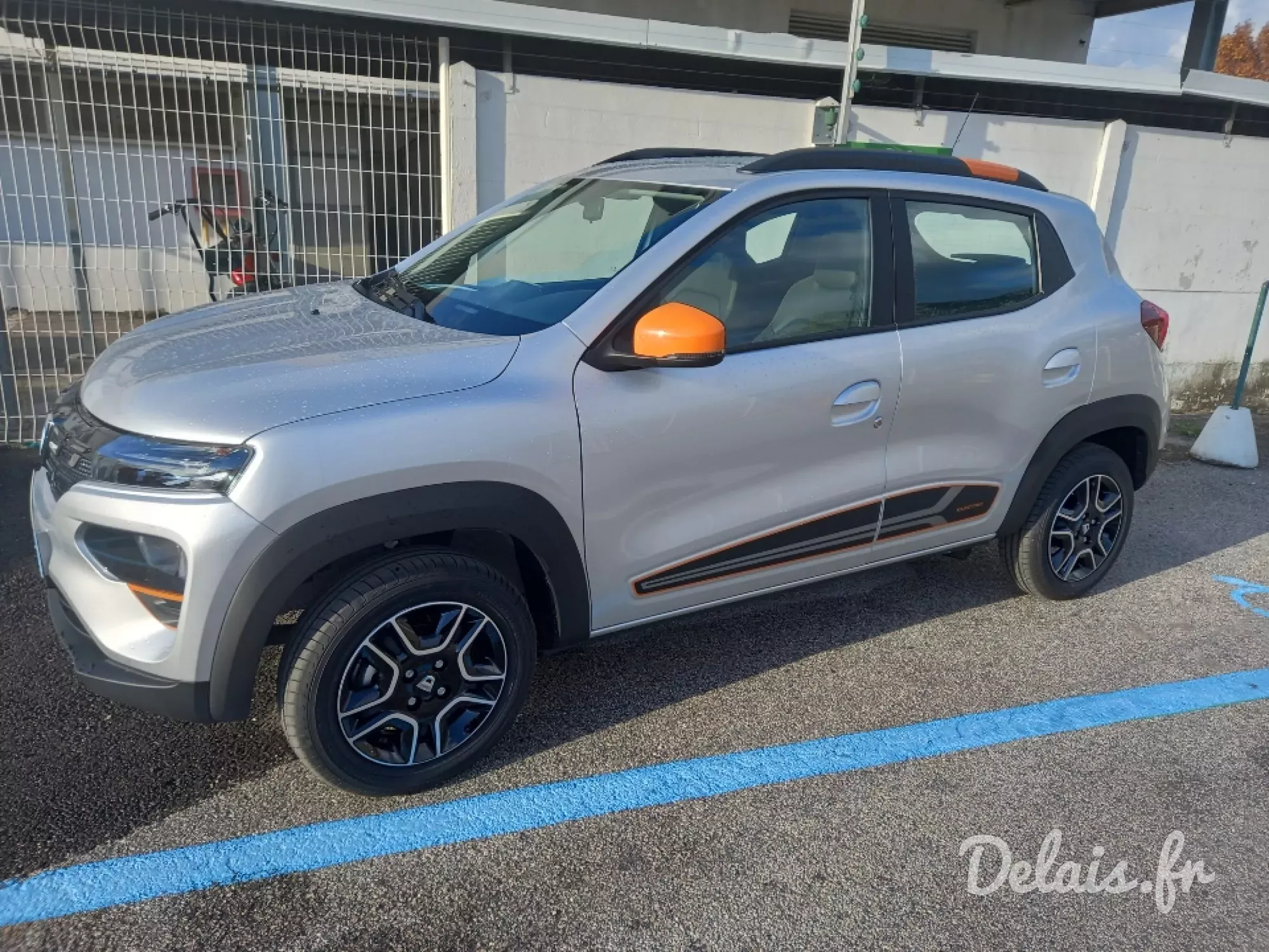 Dacia Spring Lightning Grey Confort Plus