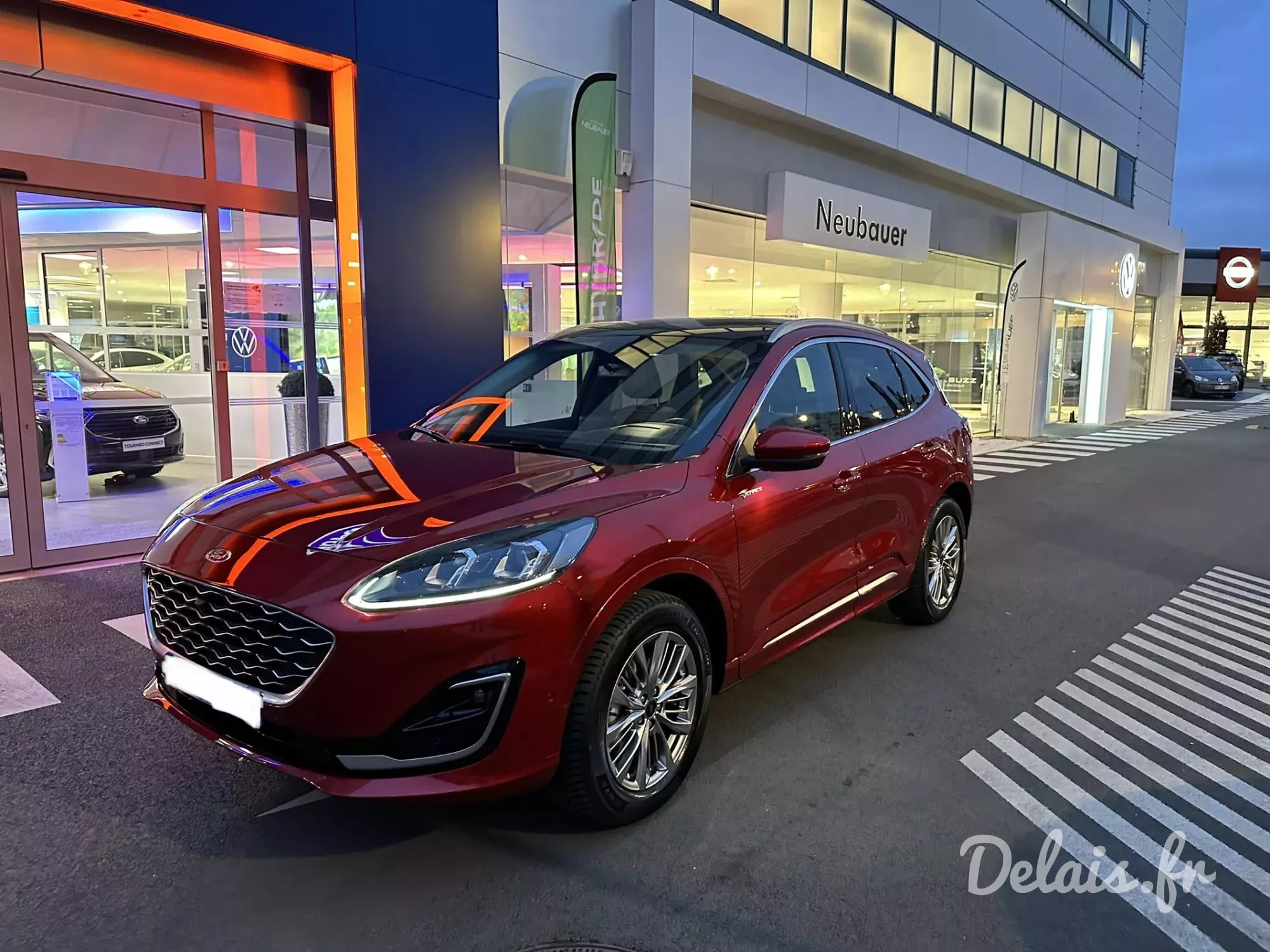 Ford Kuga Rapid Red Vignale