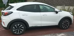 Ford Puma Frozen White Titanium of JEF