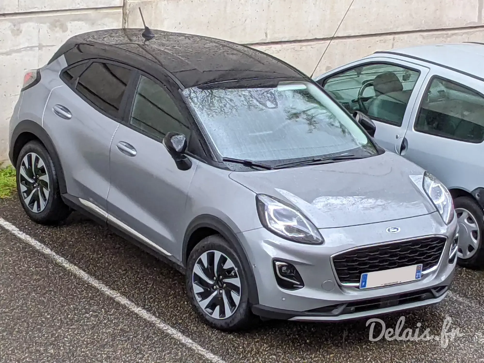 Ford Puma Gris Solar Titanium