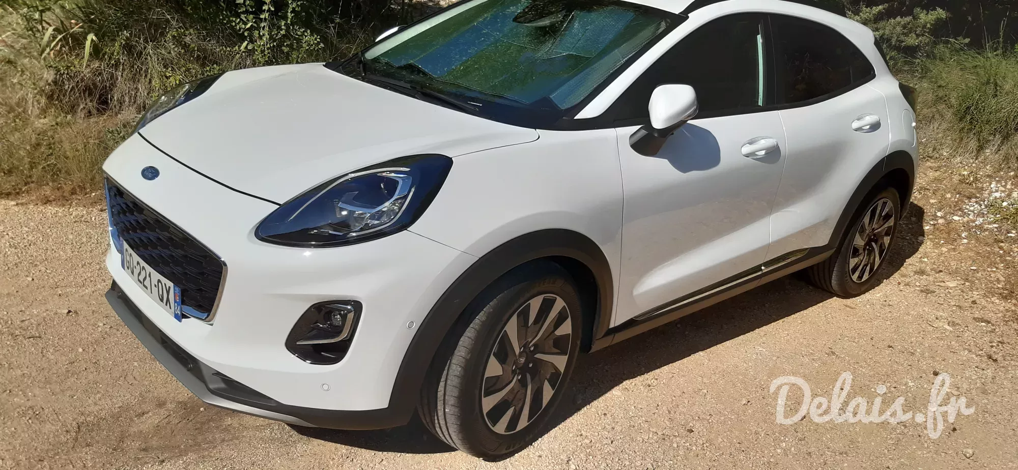Ford Puma Frozen White Titanium