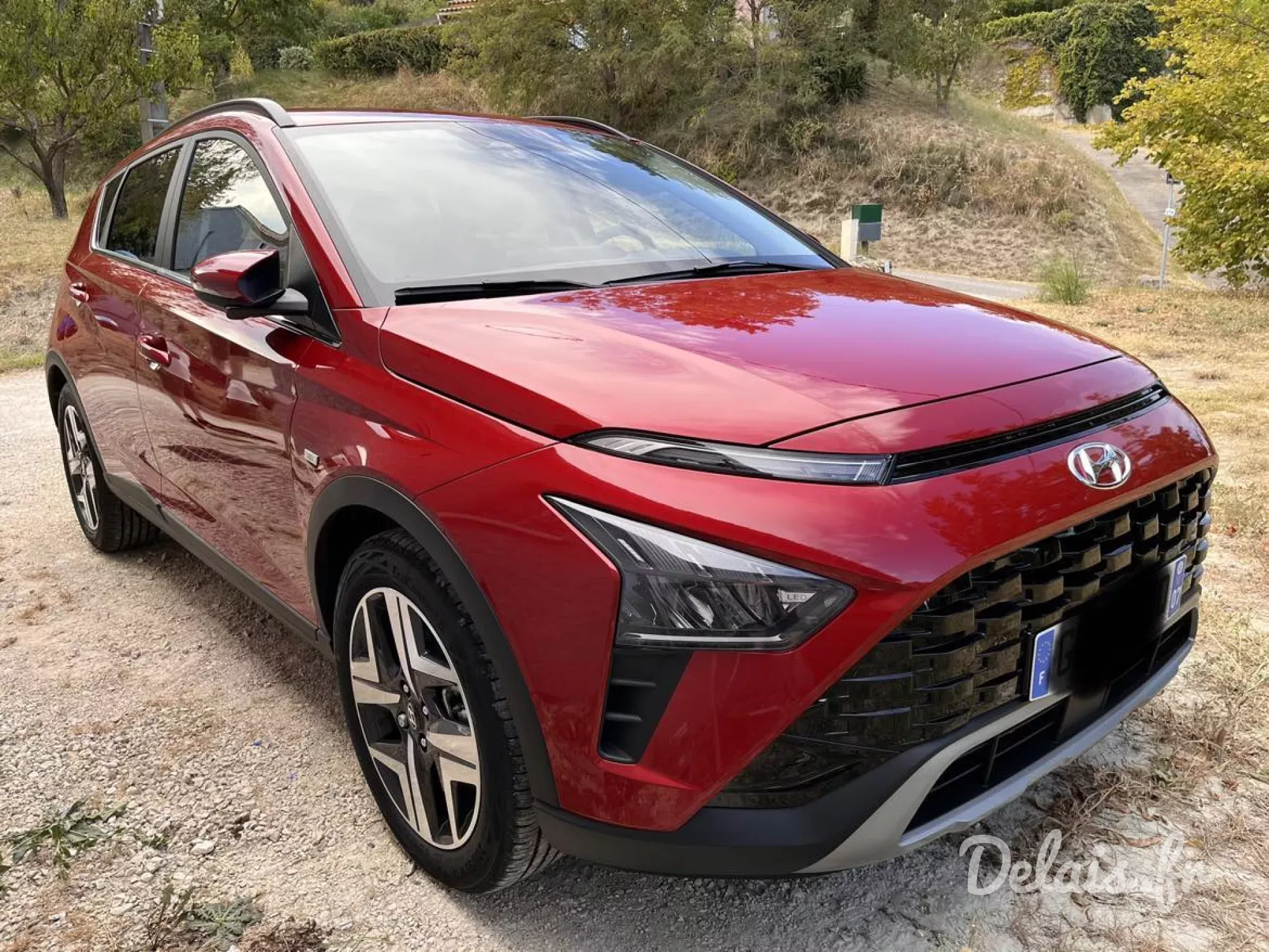 Hyundai Bayon Dragon Red Creative