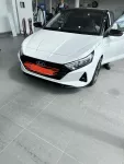 Hyundai i20 Atlas White Executive of louis54