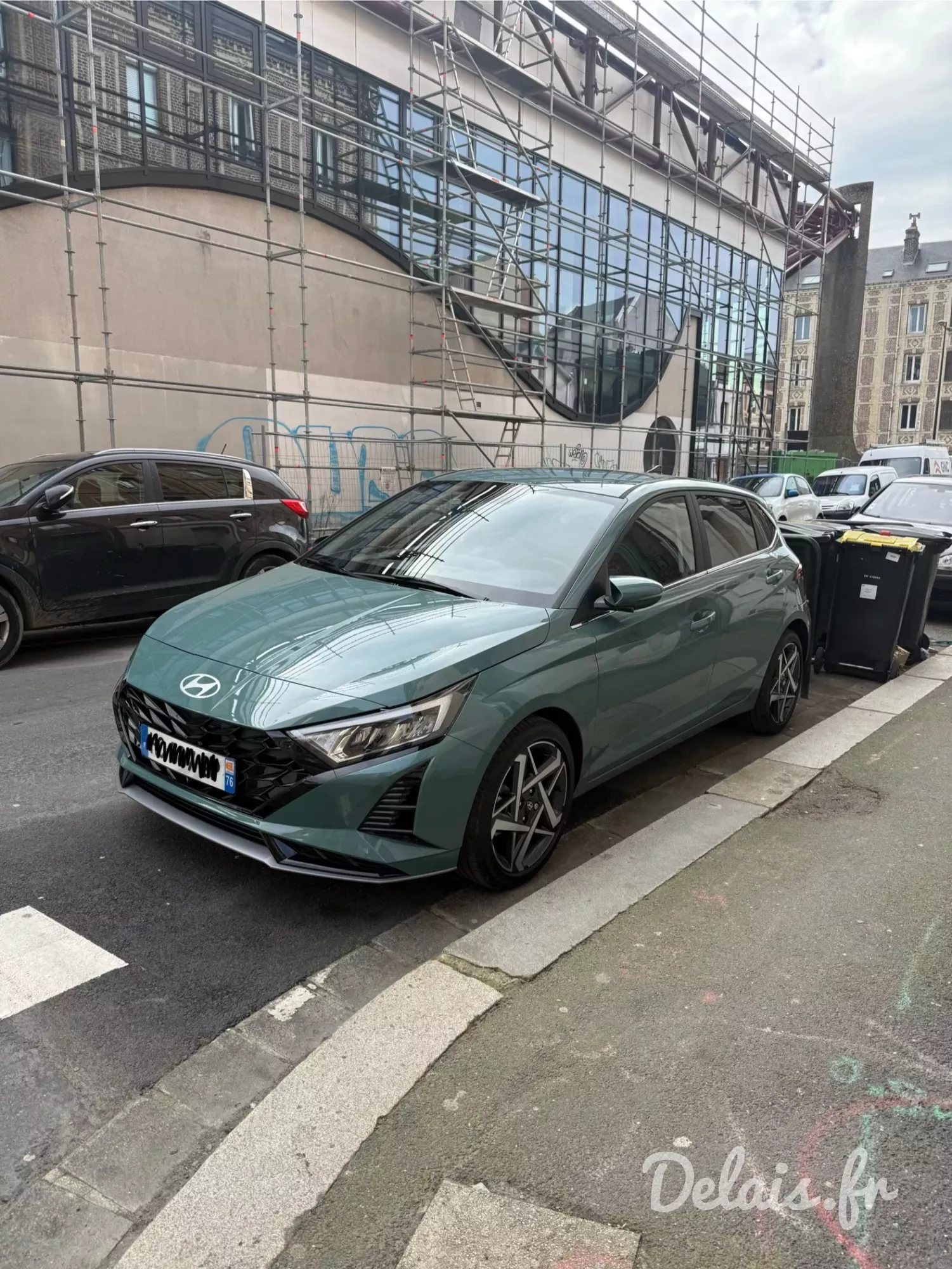 Hyundai i20 Mangrove Green Creative