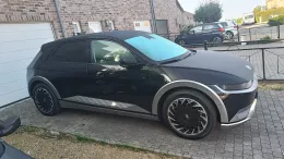 Hyundai Ioniq 5 Phantom Black Balance of GIUGTO