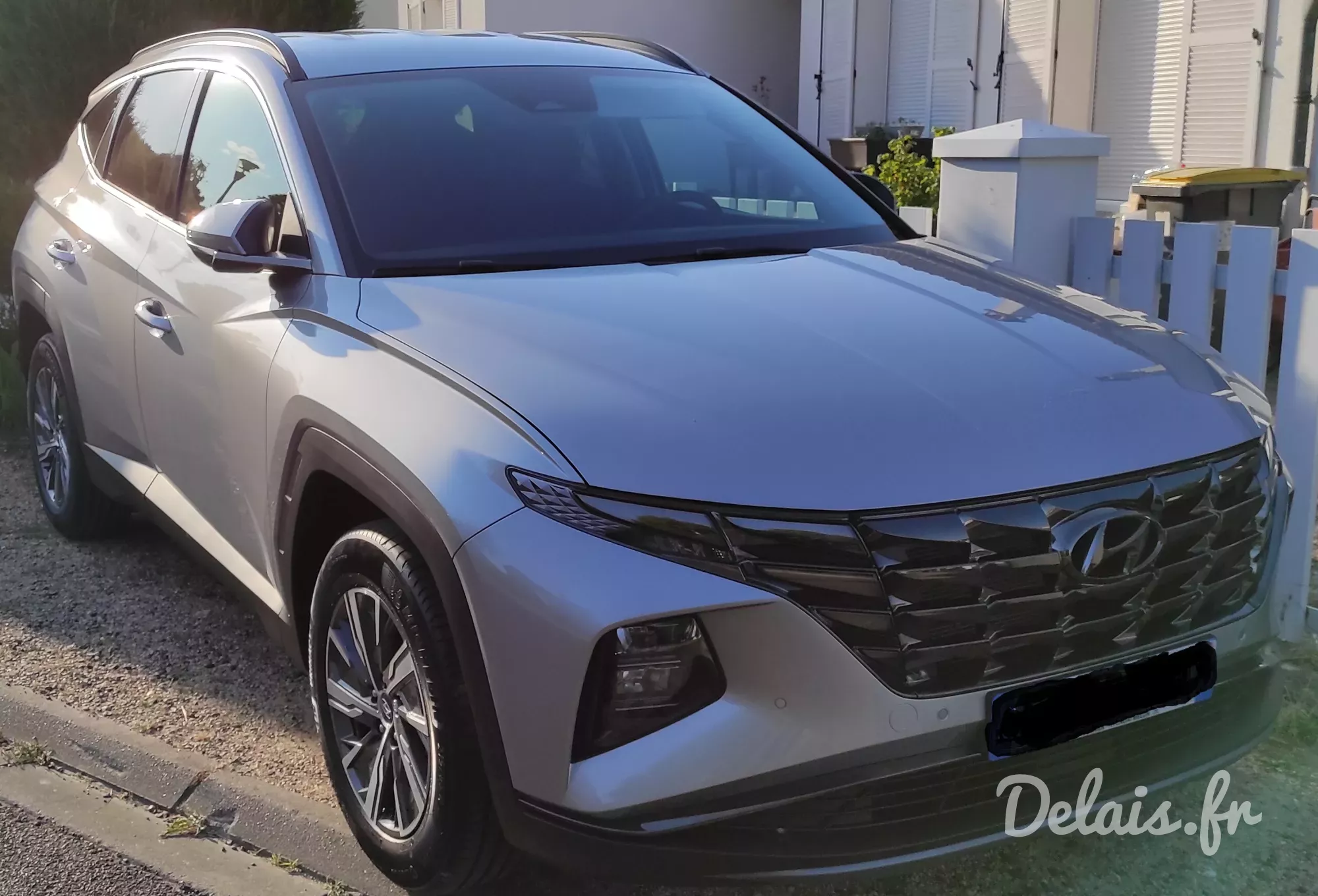 Hyundai Tucson Shimmering Silver Creative