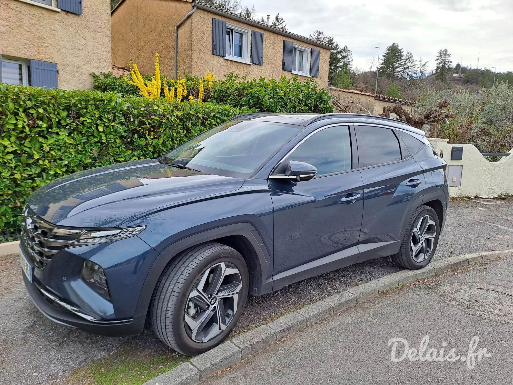 Hyundai Tucson Teal Executive N-Line