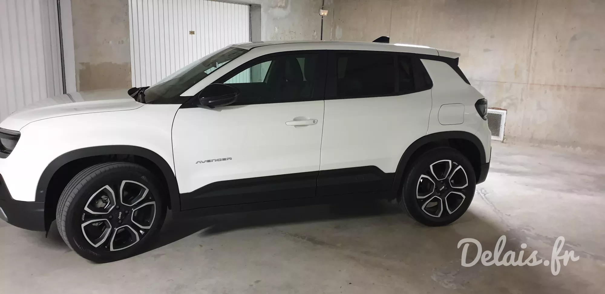 Jeep Avenger Snow White Altitude