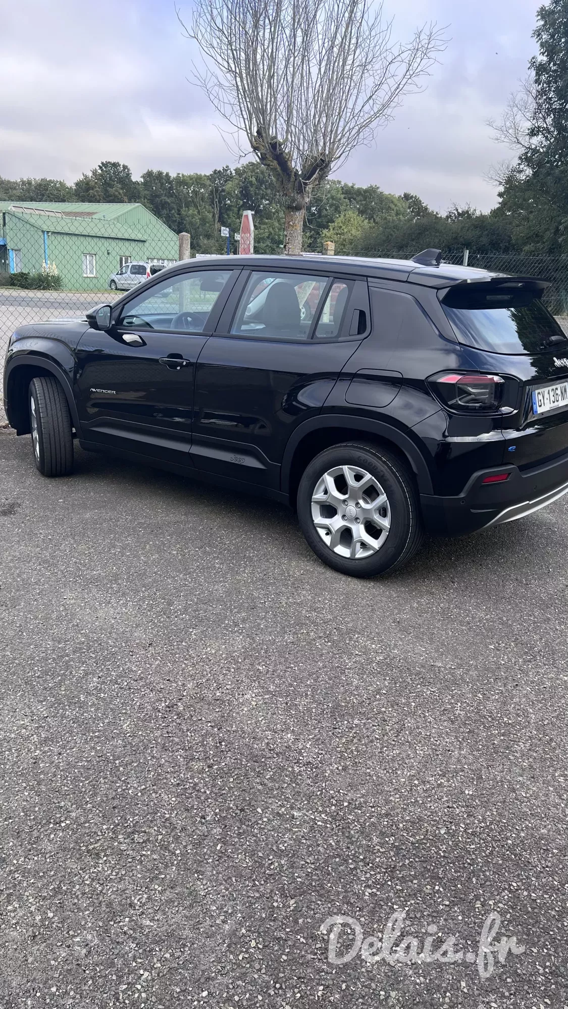 Jeep Avenger Volcano Black Avenger