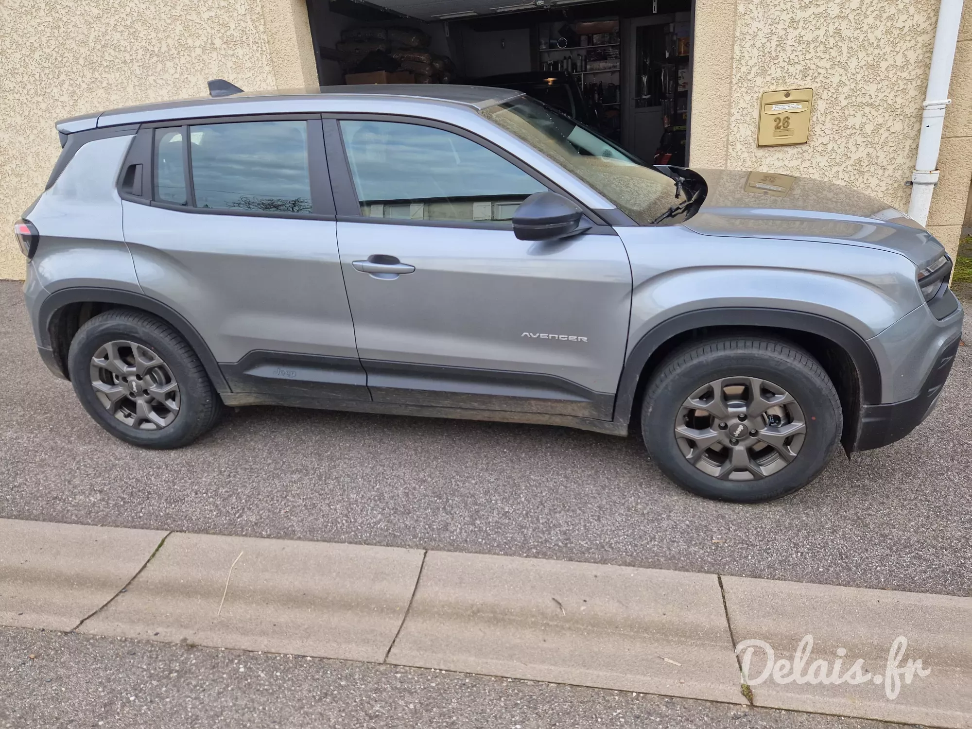 Jeep Avenger Stone Grey Avenger