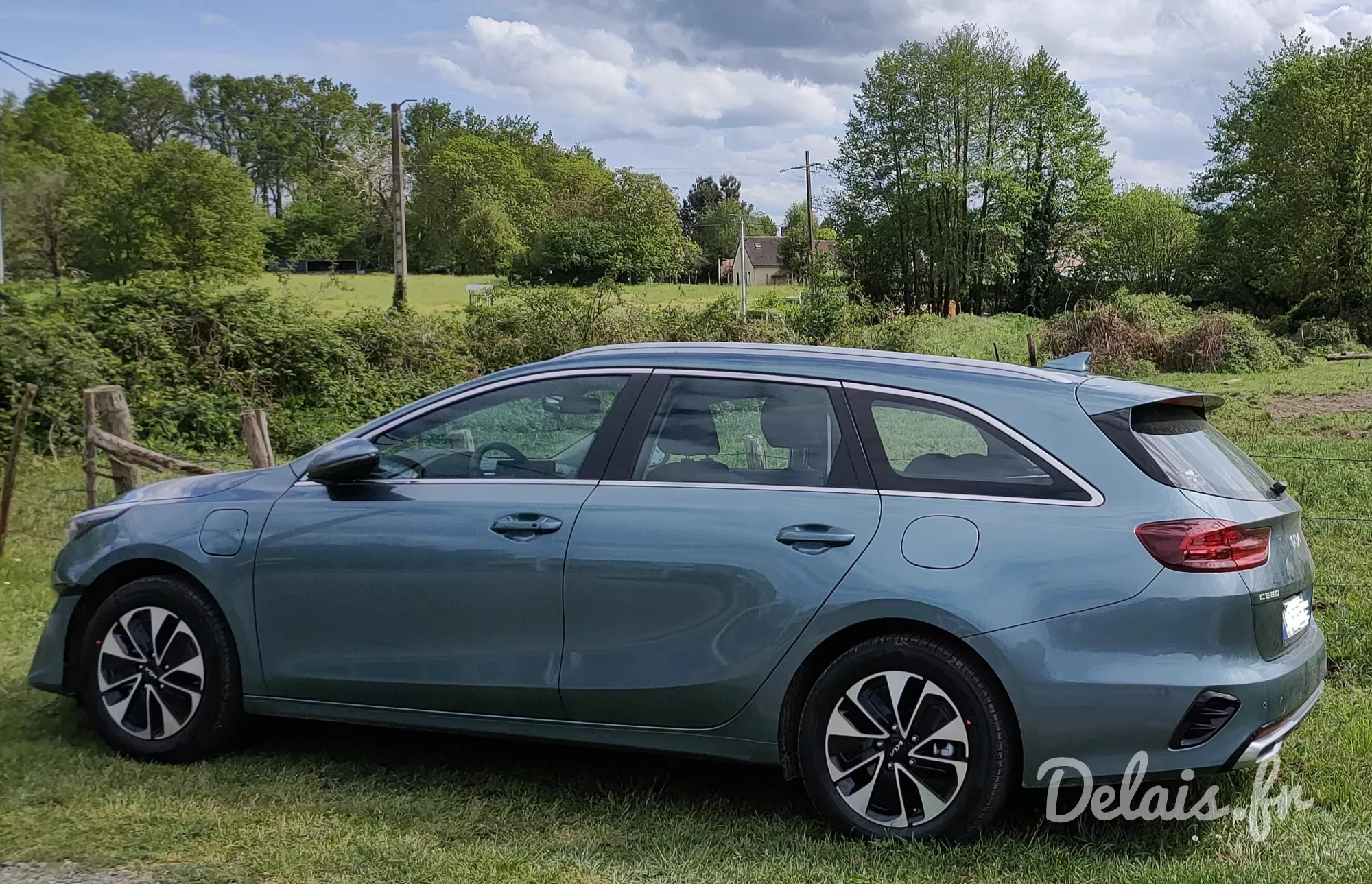 Kia Ceed SW Gris Sirius Active