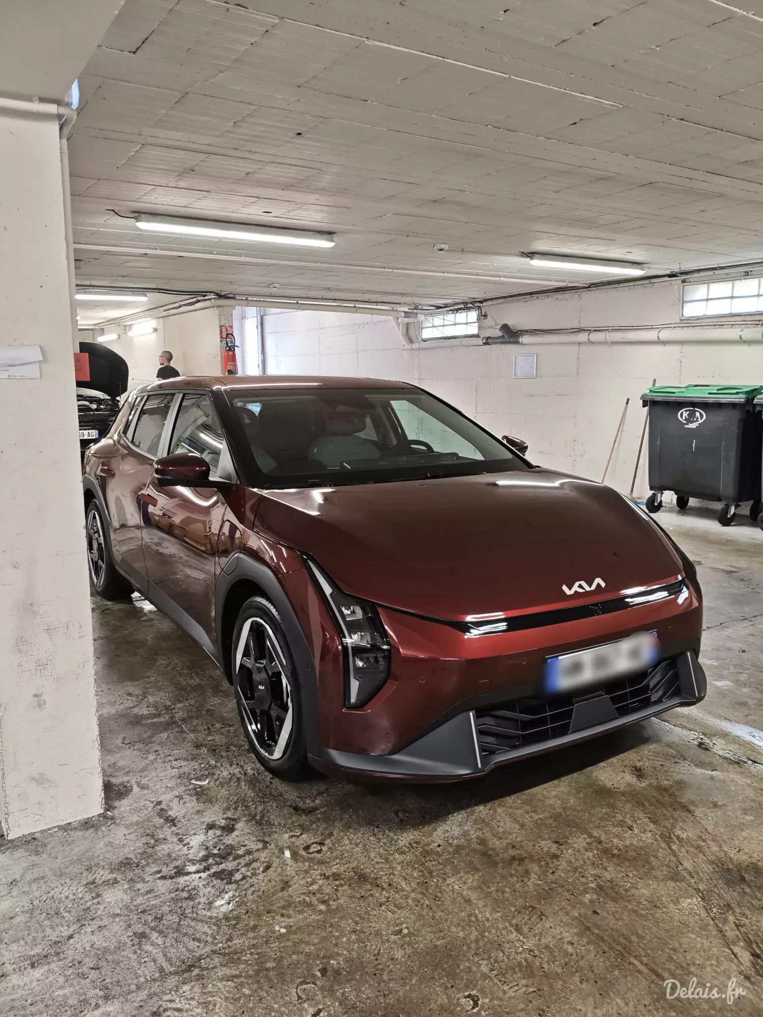 Kia EV4 Rouge Grenat Earth
