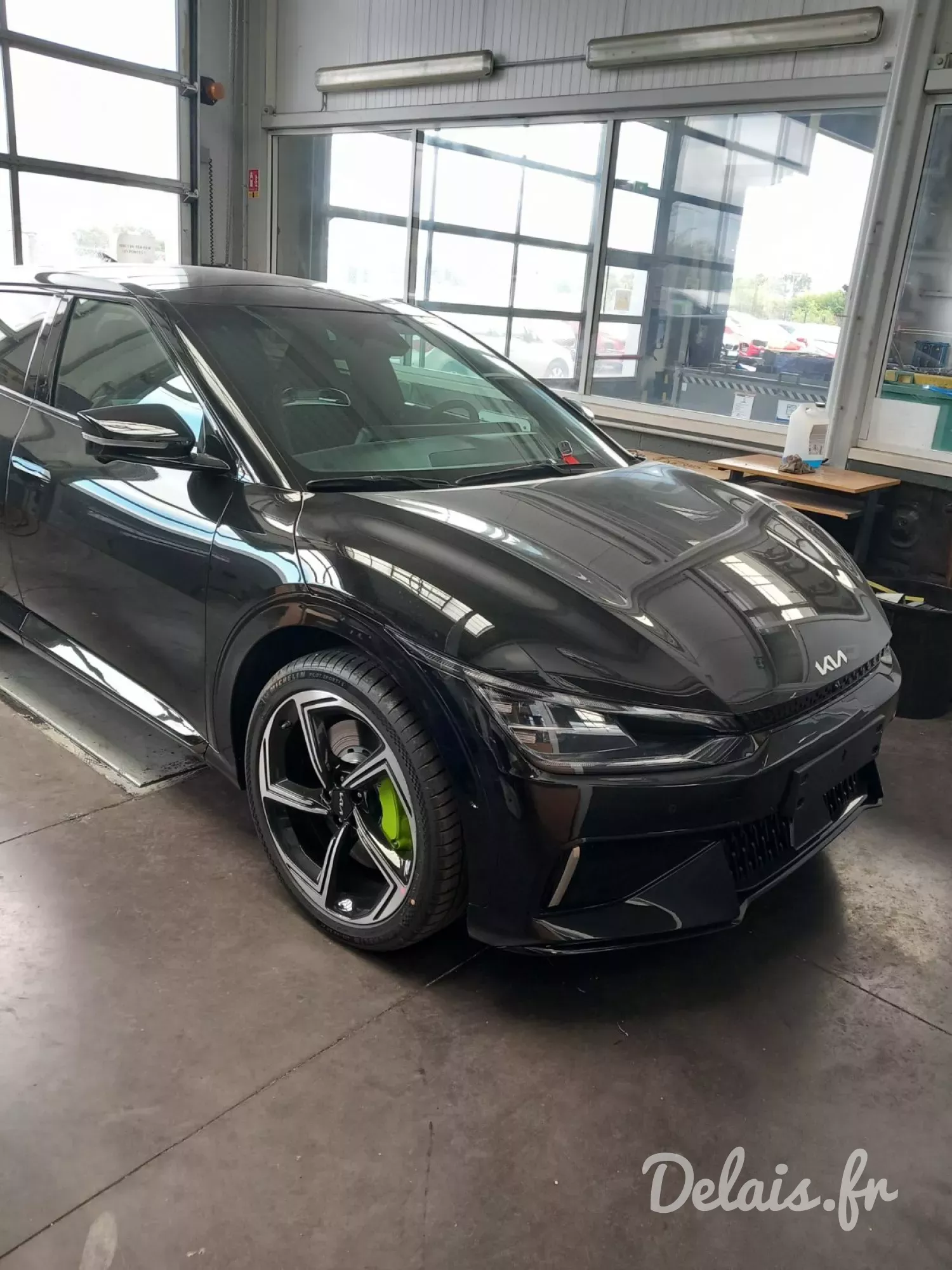 Kia EV6 Midnight Black GT