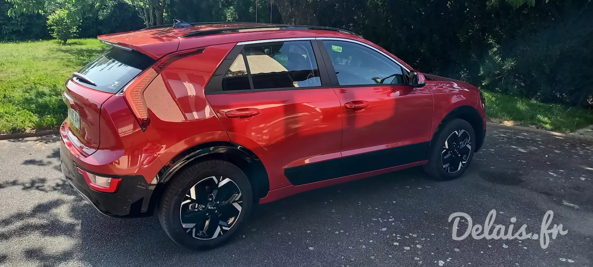 Kia Niro Rouge Magma Motion