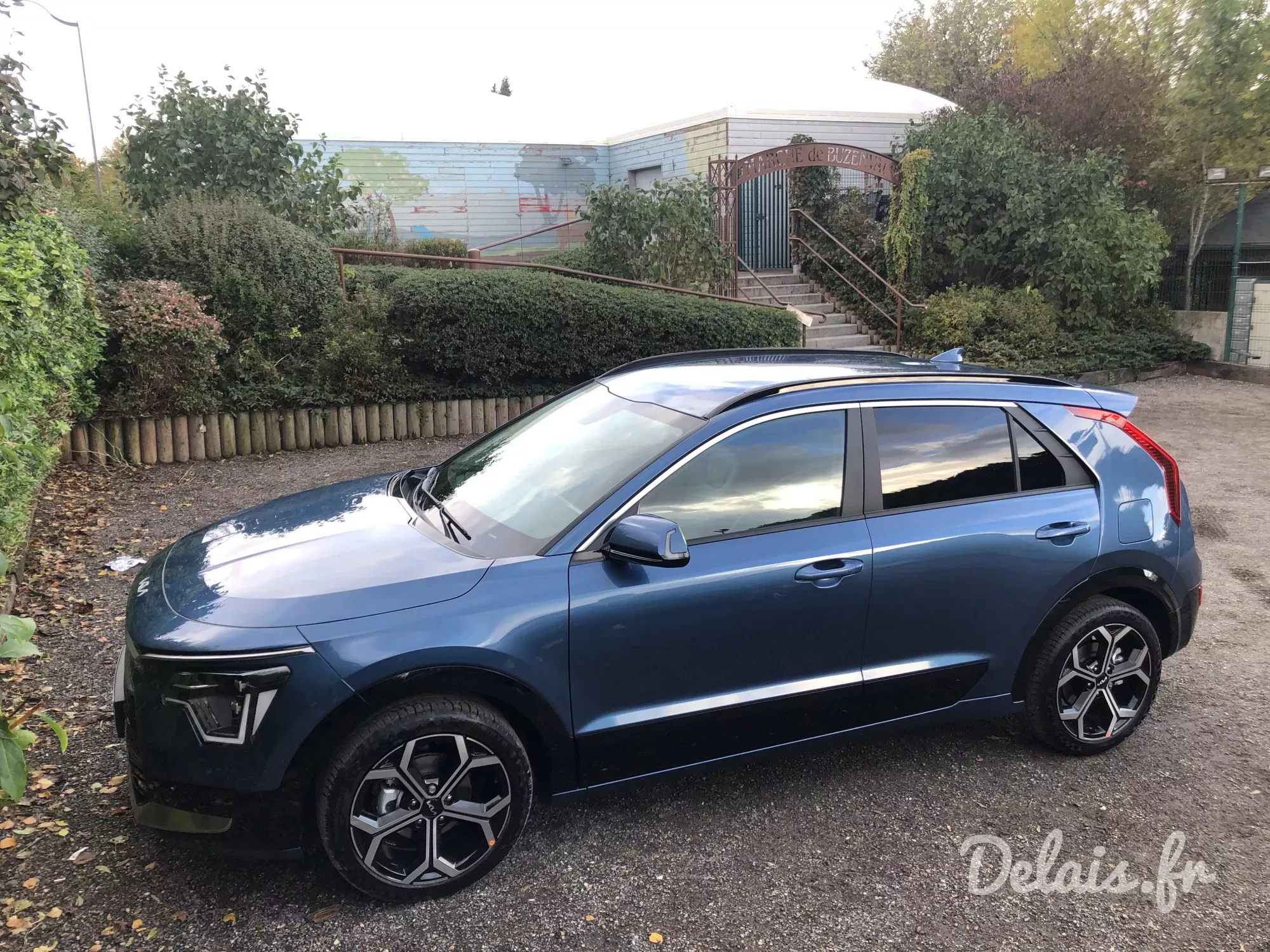 Kia Niro Bleu Minéral Premium