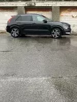 Kia Niro Midnight Black Motion of Charlie