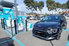 Kia Niro Midnight Black Active  Facede