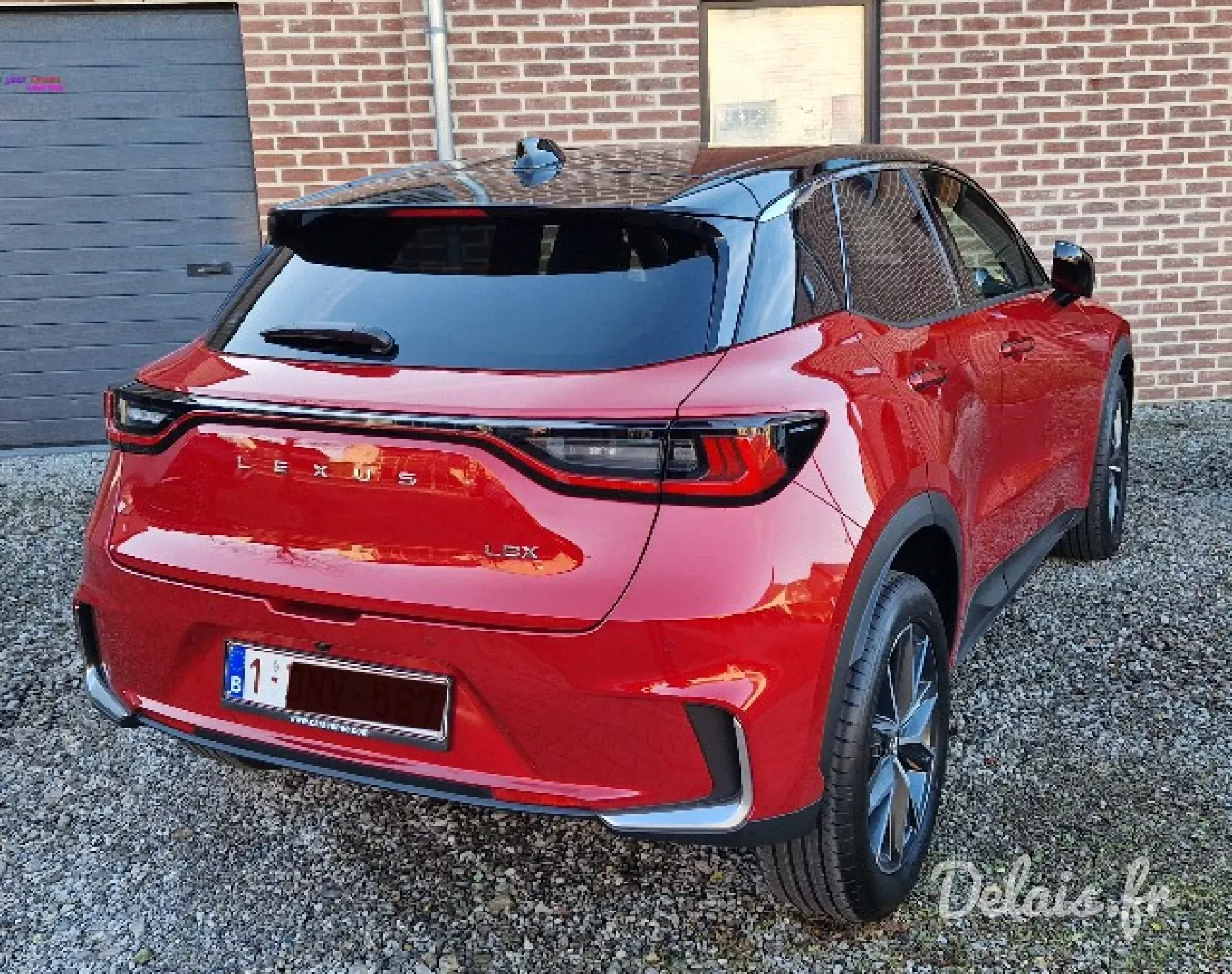 Lexus LBX Rouge Intense Emotion