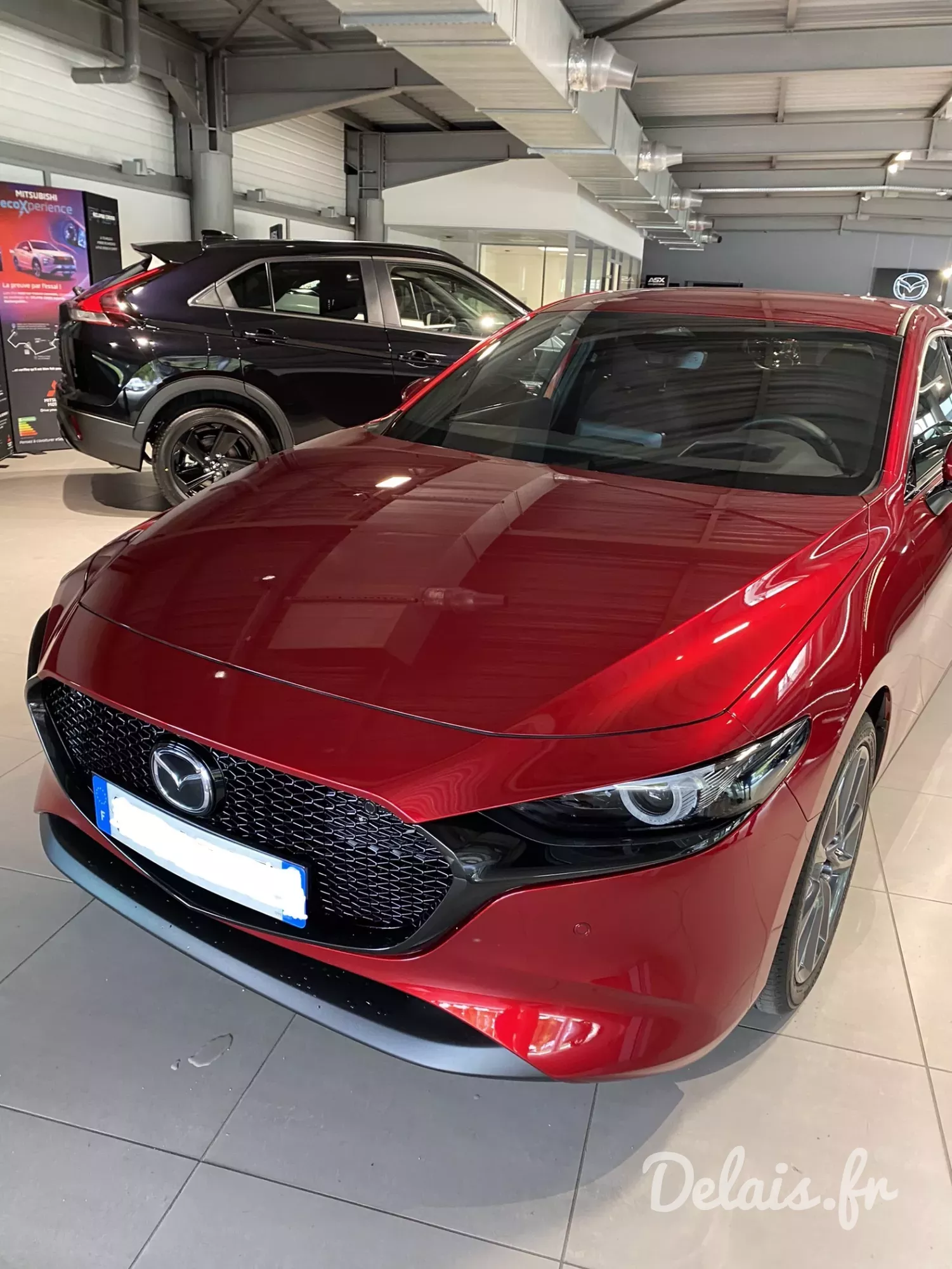 Mazda 3 Soul Red Crystal Exclusive-Line