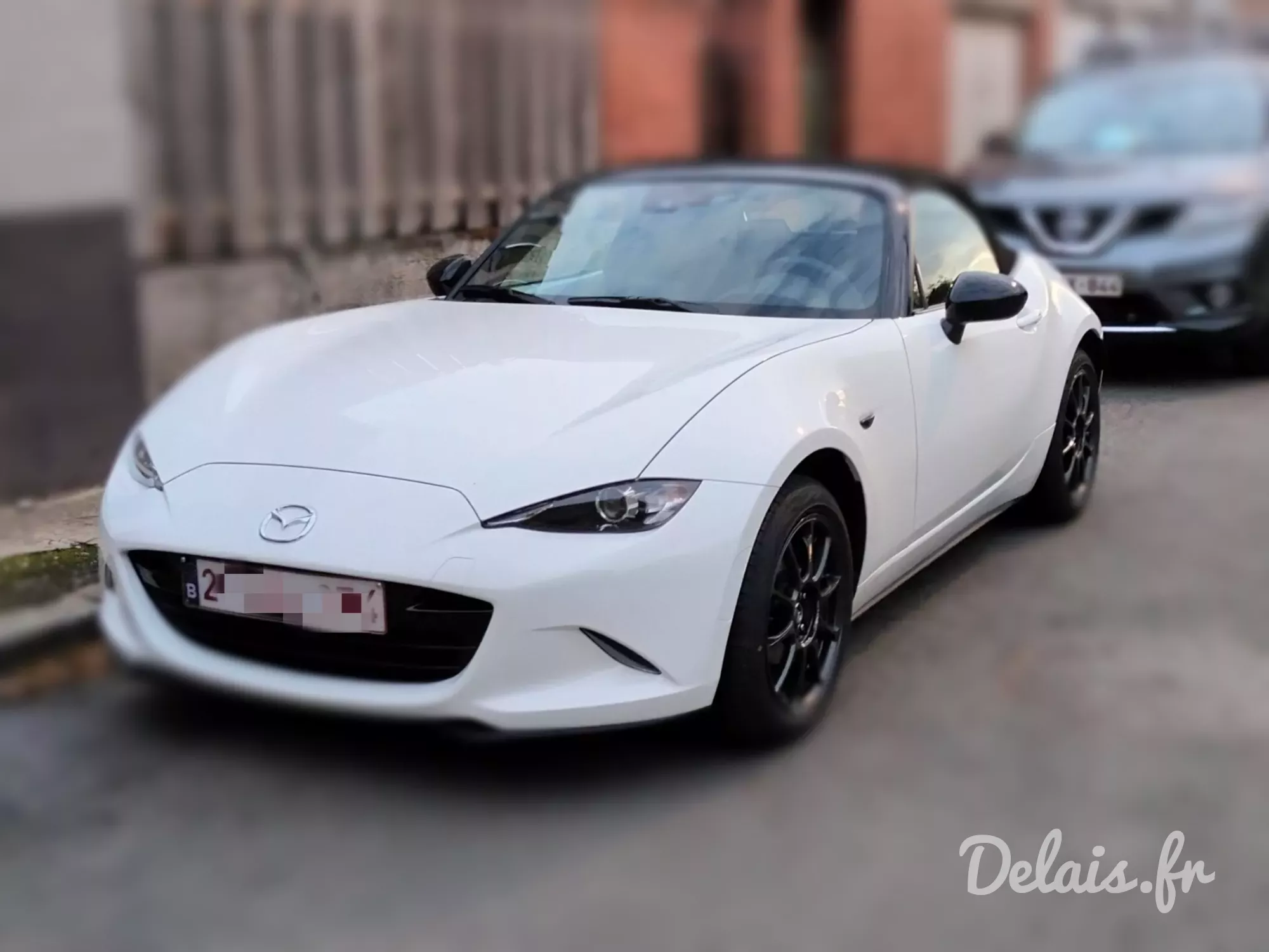 Mazda MX-5 Arctic White Roadster Homura