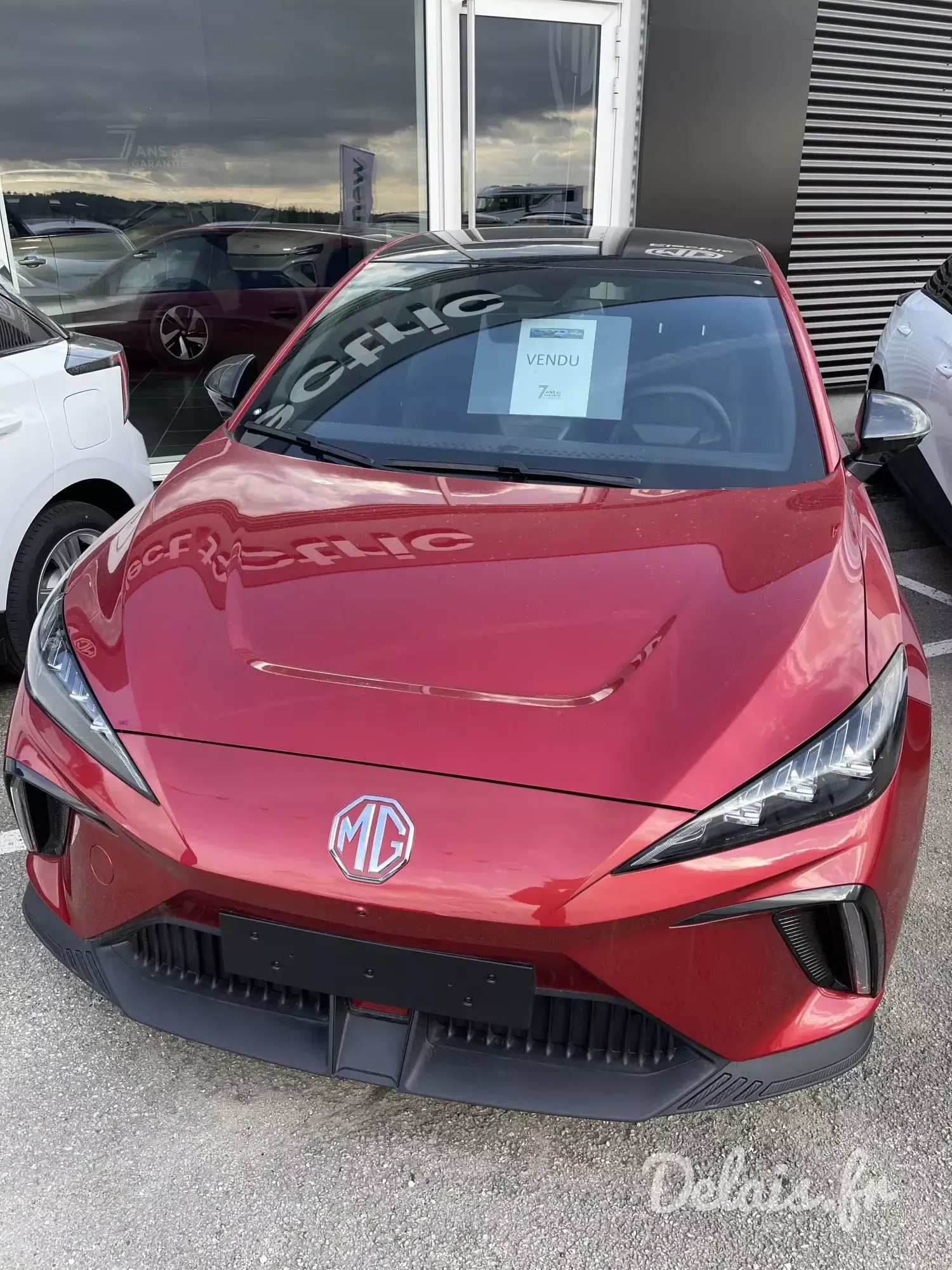 MG4 Dynamic Red Luxury