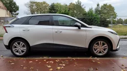 MG 4 Arctic White Comfort of Al