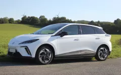 MG 4 Arctic White Luxury of papide53